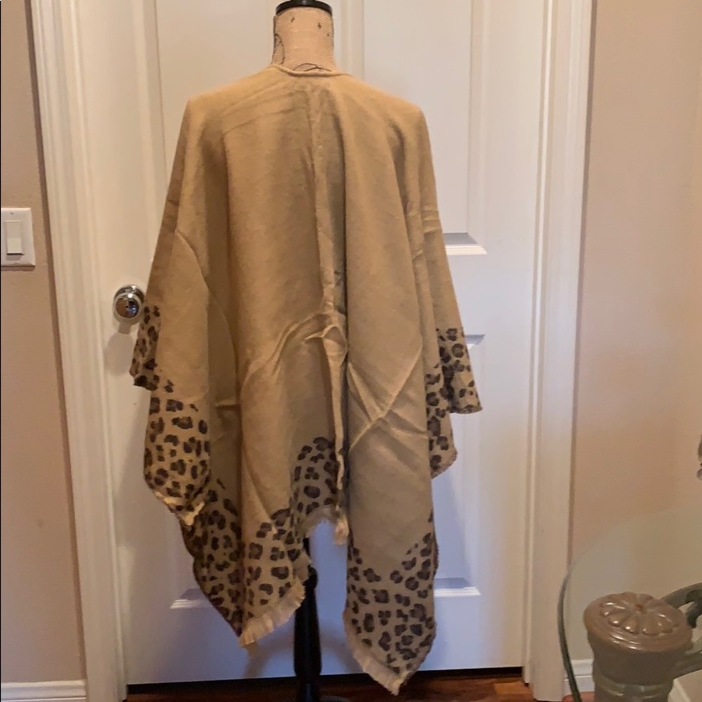 Riah Fashion Tan & brown  leopard print po… - Picture 4 of 4